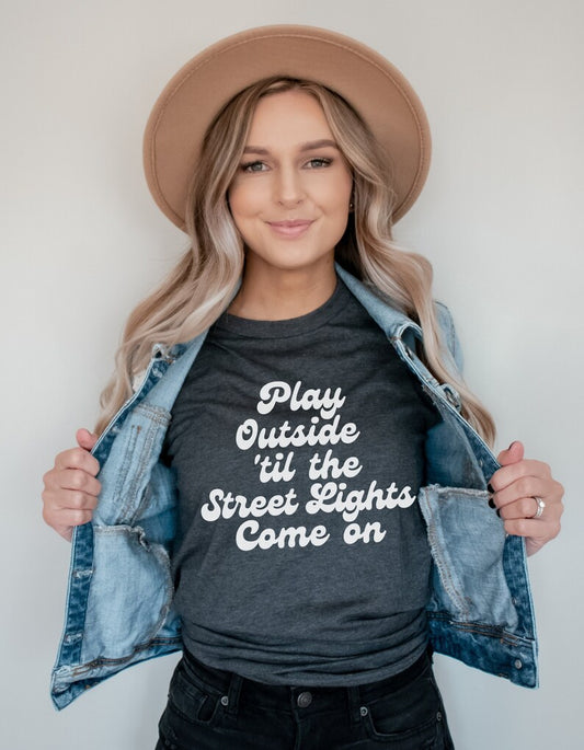 Play Outside Graphic Tee