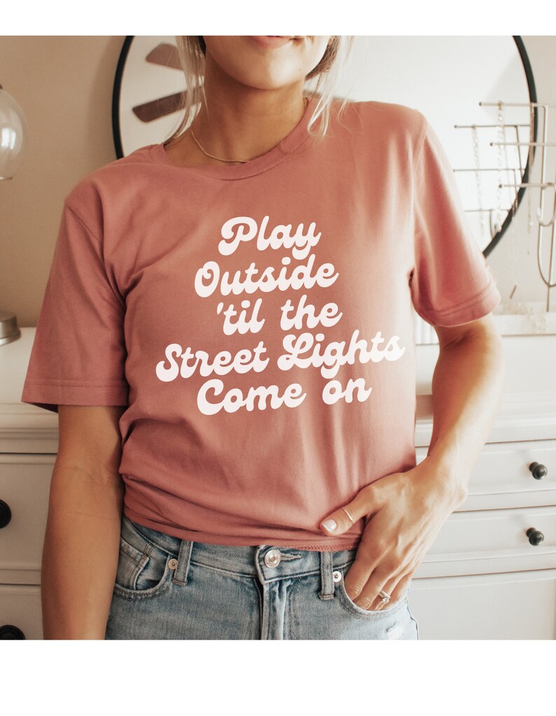 Play Outside Graphic Tee